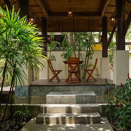Large 4 Bed Villa Short Walk To Maenam Beach Mae Nam Beach Eksteriør billede