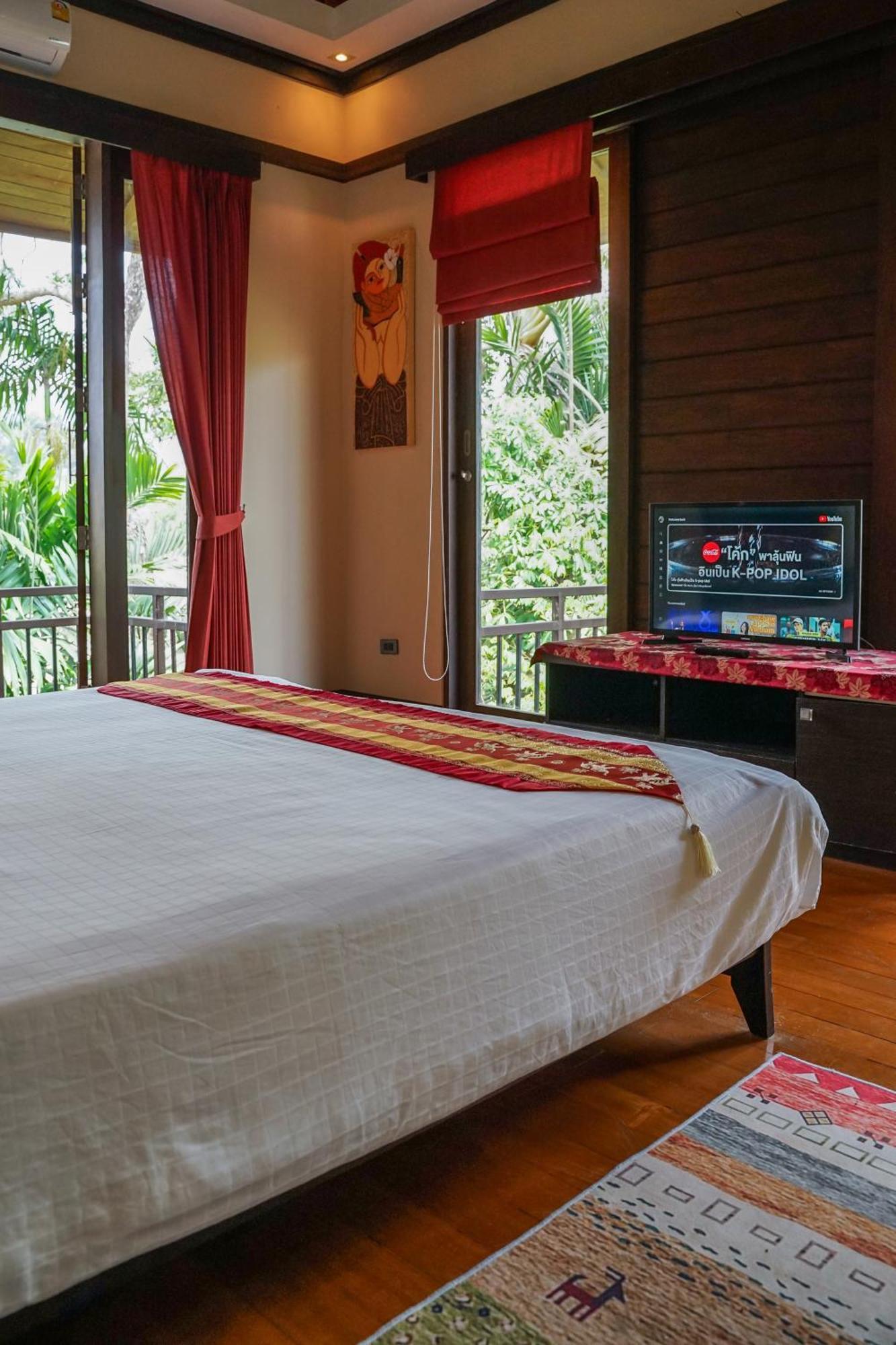 Large 4 Bed Villa Short Walk To Maenam Beach Mae Nam Beach Eksteriør billede